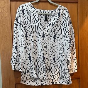 New, Black & White Silk Geometric Print Women's Blouse